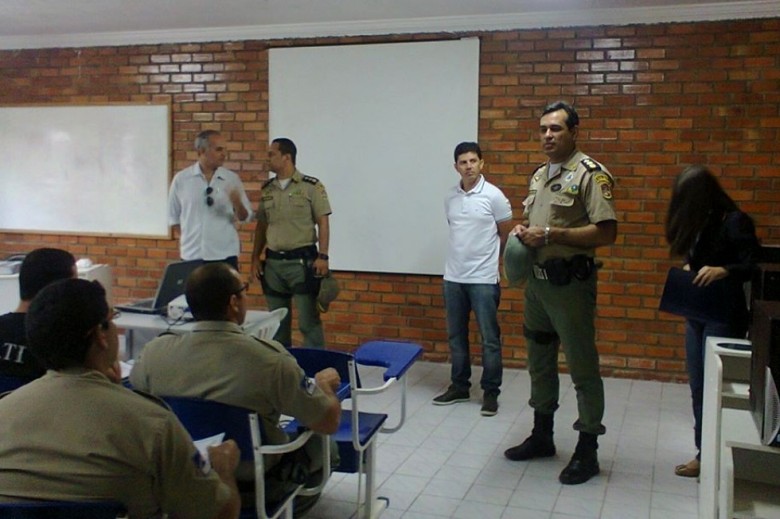 Aula do curso (Pólo da Universidade Aberta do Brasil - Bairro São José)